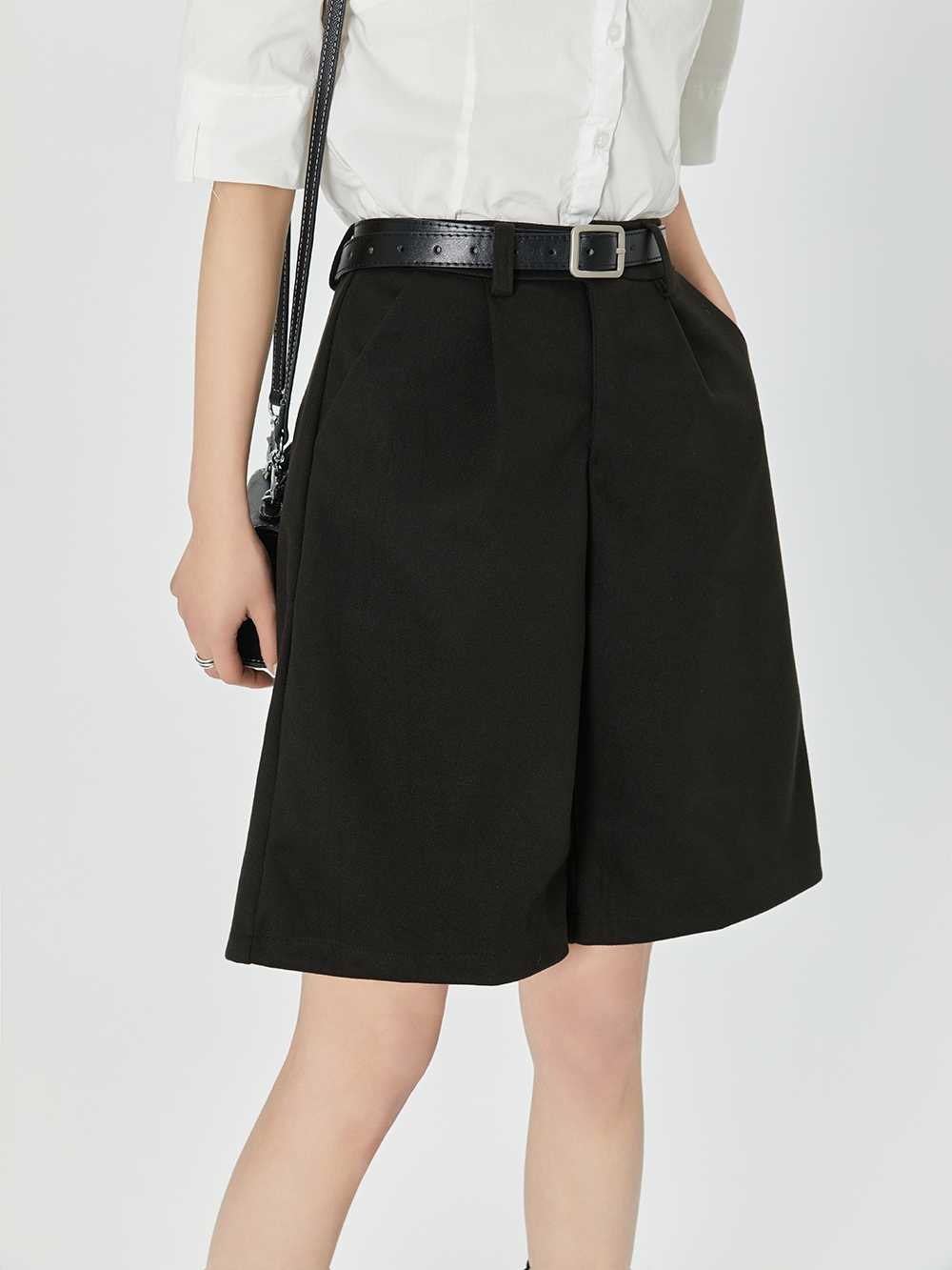 Preppy Aesthetic Shorts - Image 3