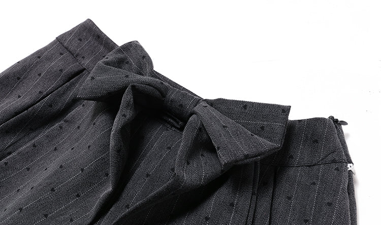 Preppy Bow Pleated Skirt - Image 4