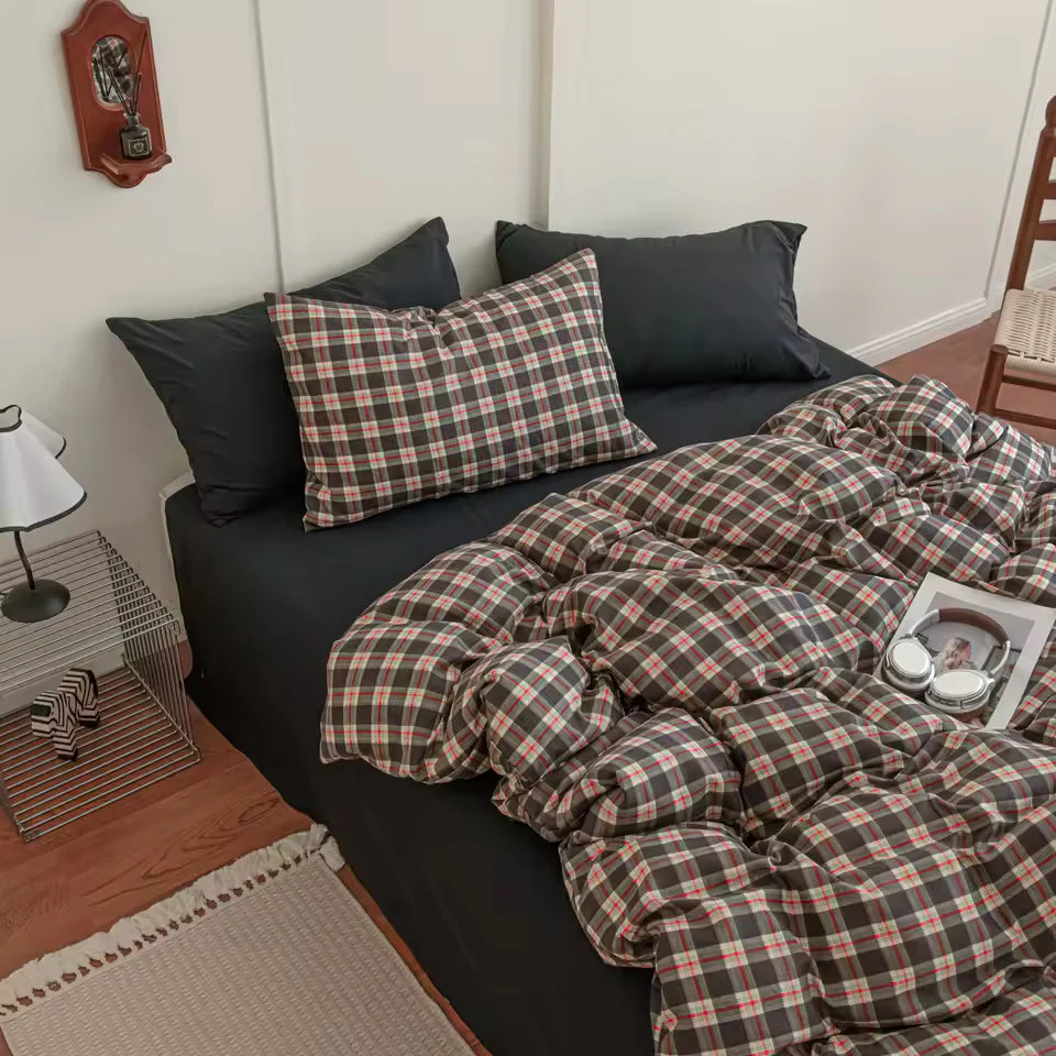Preppy Brown Plaid Duvet Cover Set - Image 2