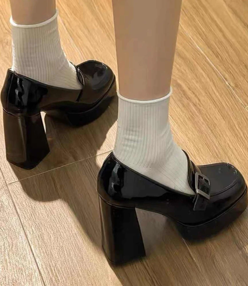 Preppy Buckle High-heeled Shoes - Image 3