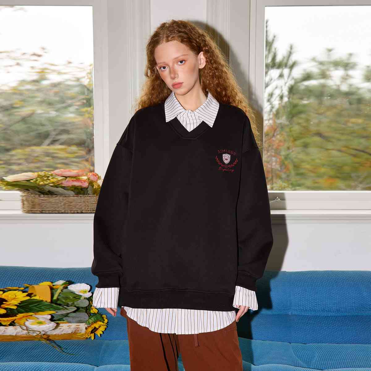 Preppy Fake Two-piece Sweatshirt - Image 3