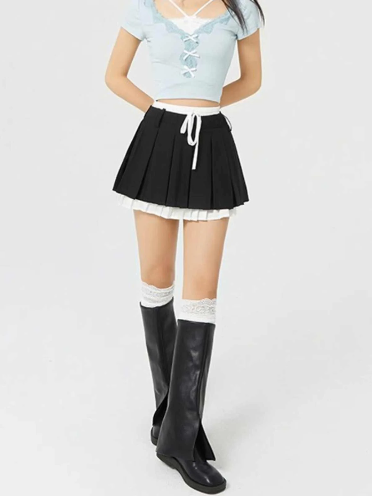 Preppy Pleated Skirt - Image 3