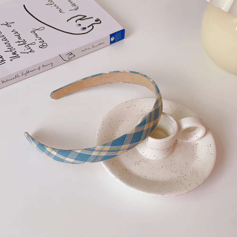 Preppy Retro Plaid Hairband - Image 4