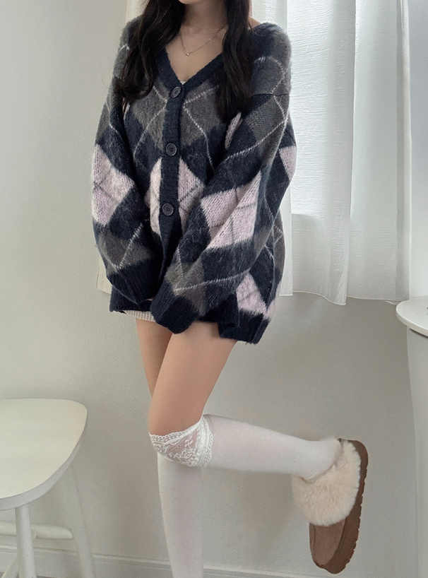 Preppy V-neck Plaid Knitted Cardigan - Image 2