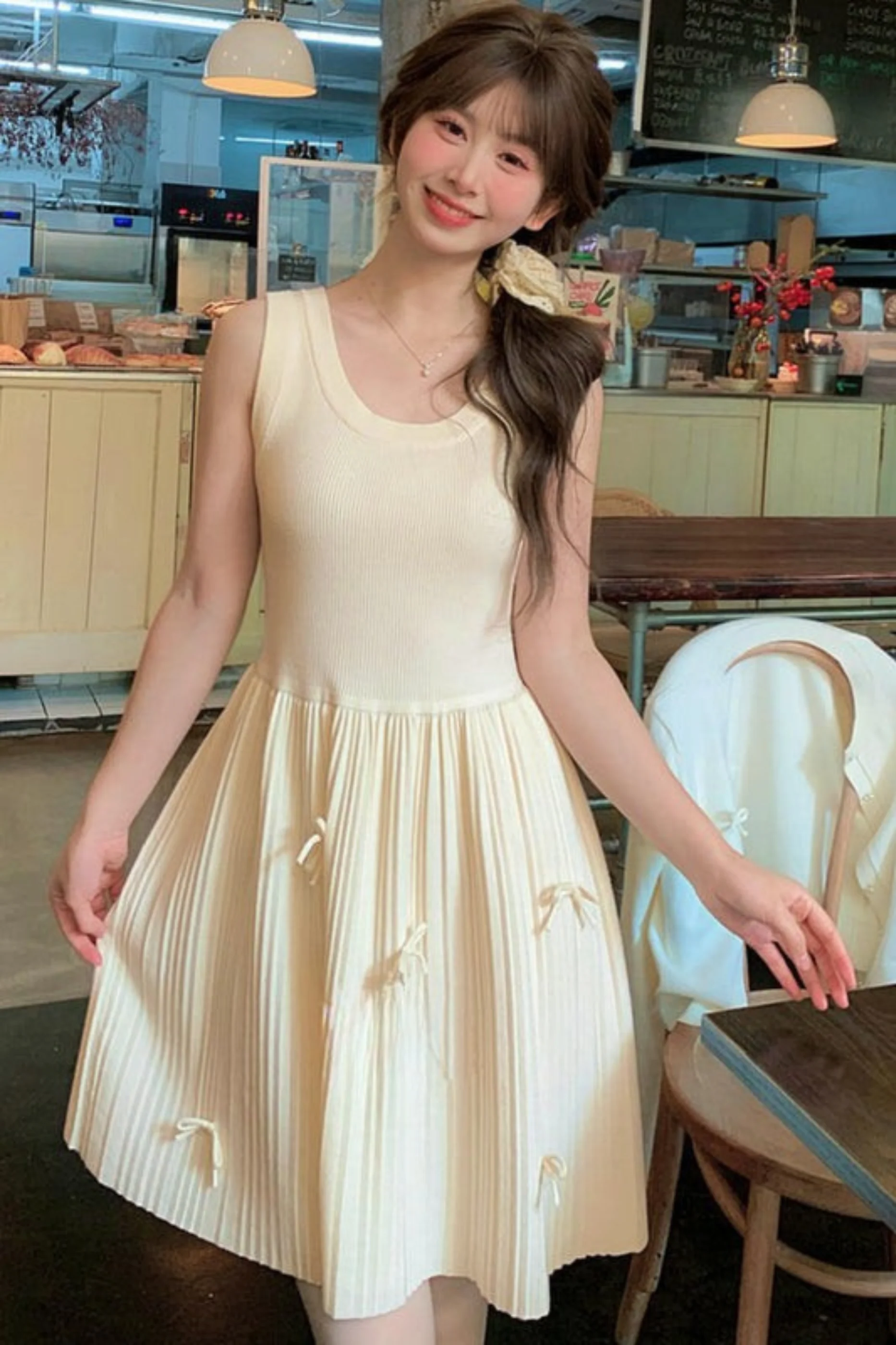 Princess Bow Sleeveless Dress - Image 2
