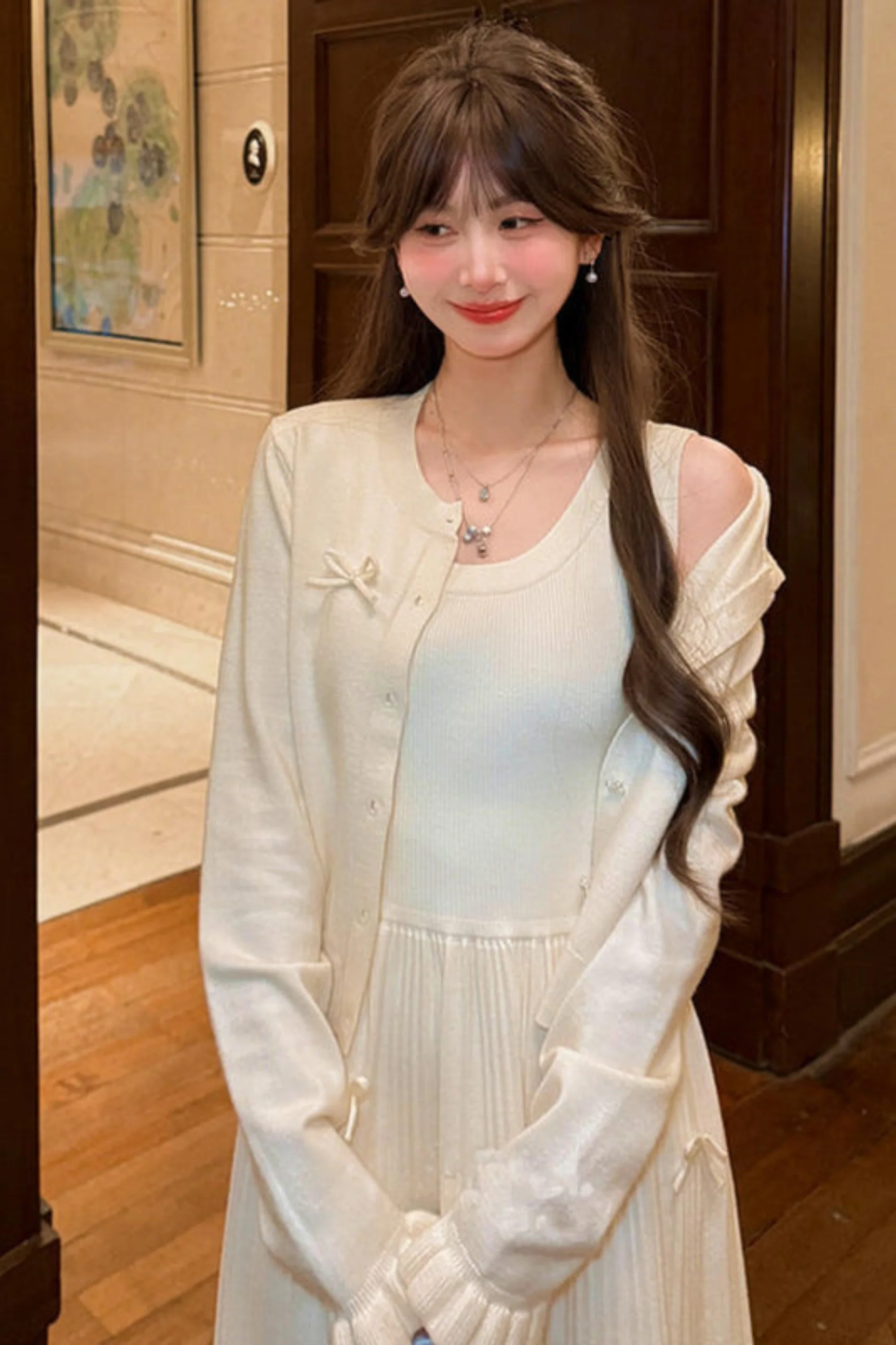 Princess Bow Sleeveless Dress - Image 7