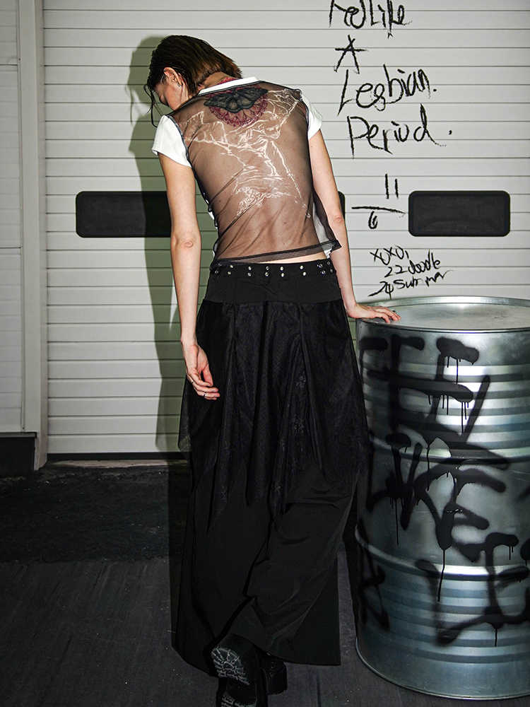 Punk Printed See-through Backless Tee - Image 3