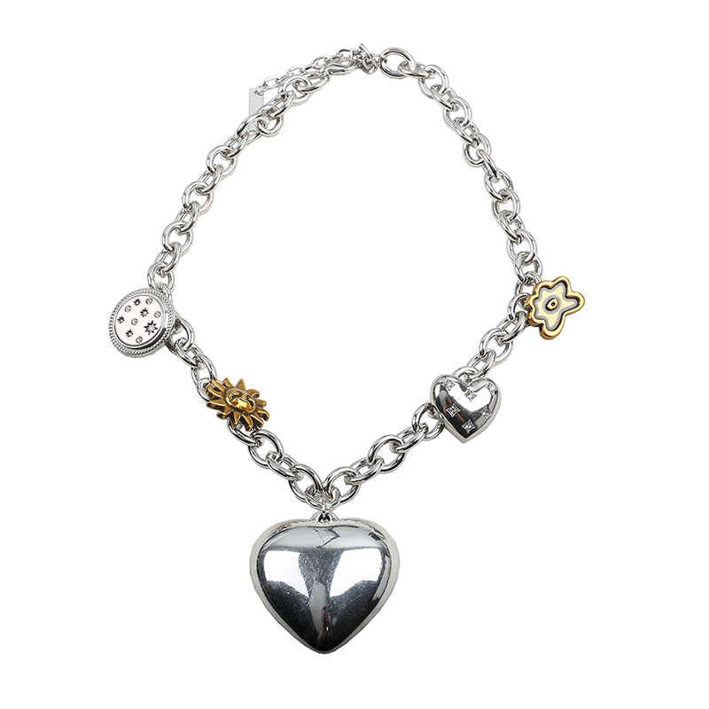 Punk Retro Heart Pendant Necklace - Image 2