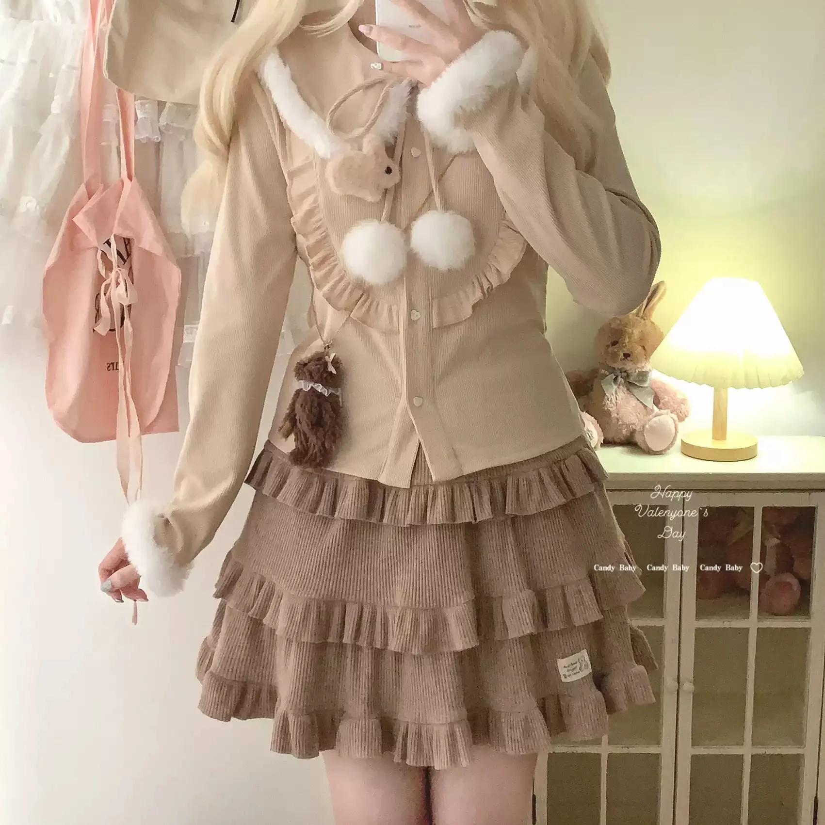 Rabbit brooch furry lace-up bow pom-pom shirt - Image 4
