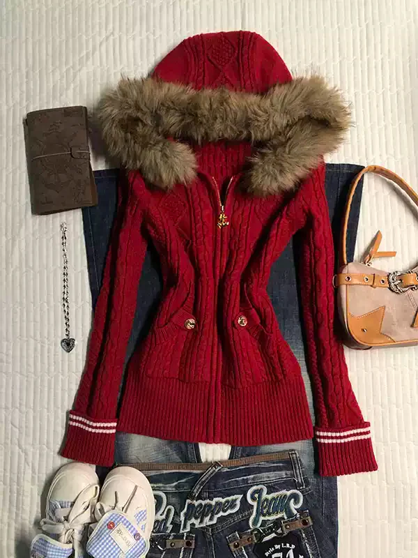 Red hooded fur collar slim sweater - Image 3