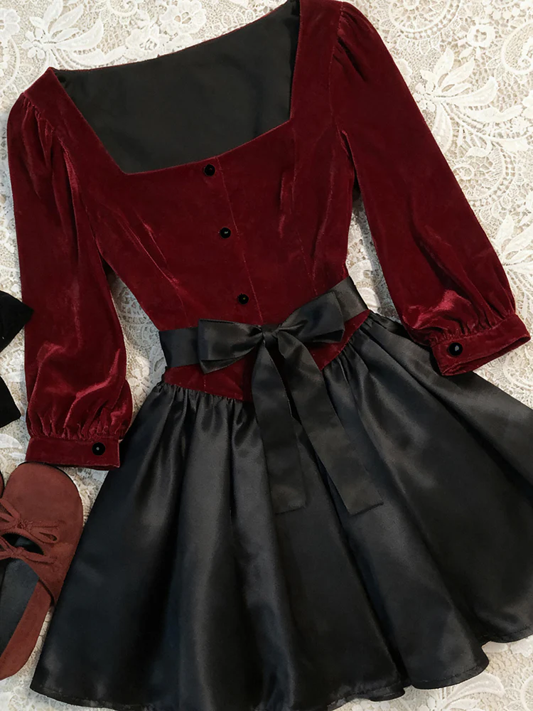 red retro elegant square neck dress - Image 3