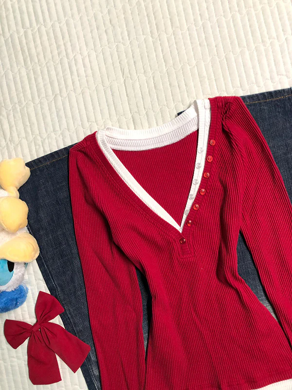 red v-neck fake two-piece sweater - Image 4