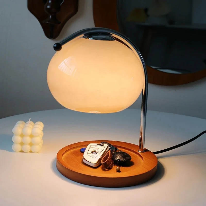 Retro Bauhaus Lamp - Image 4