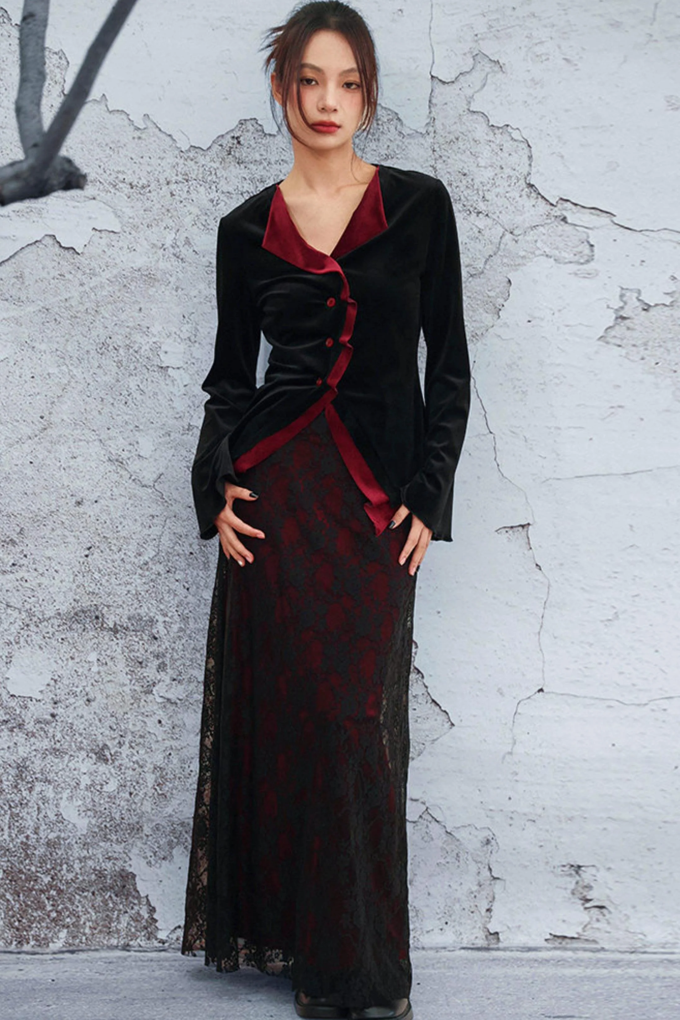 Edgy Retro Lace Skirt - Image 5