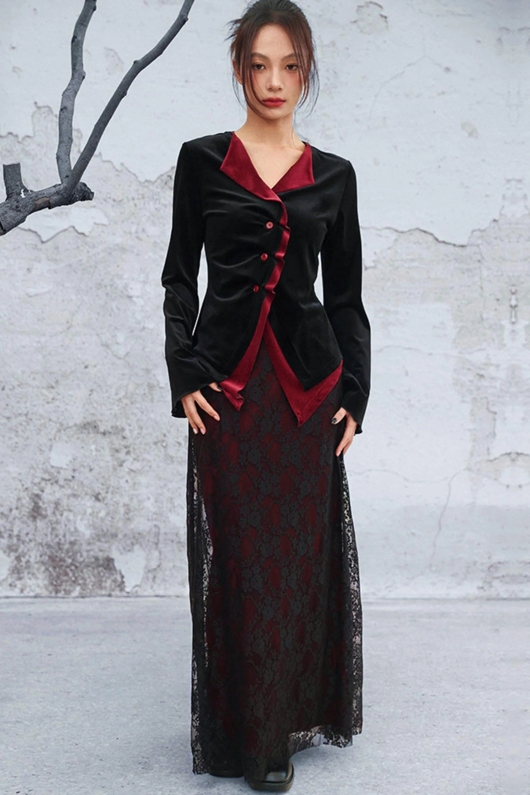 Edgy Retro Lace Skirt - Image 6