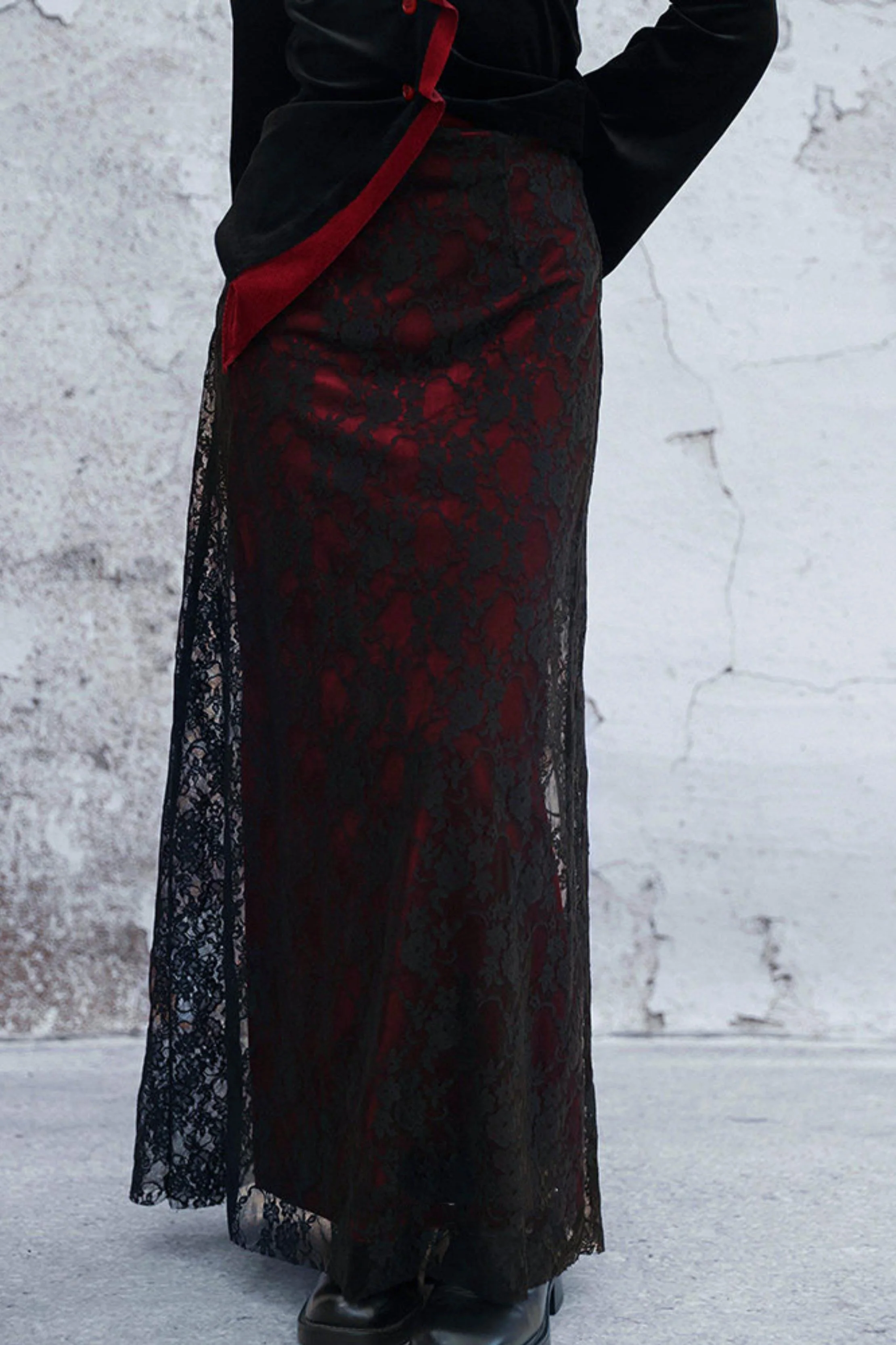 Edgy Retro Lace Skirt - Image 19