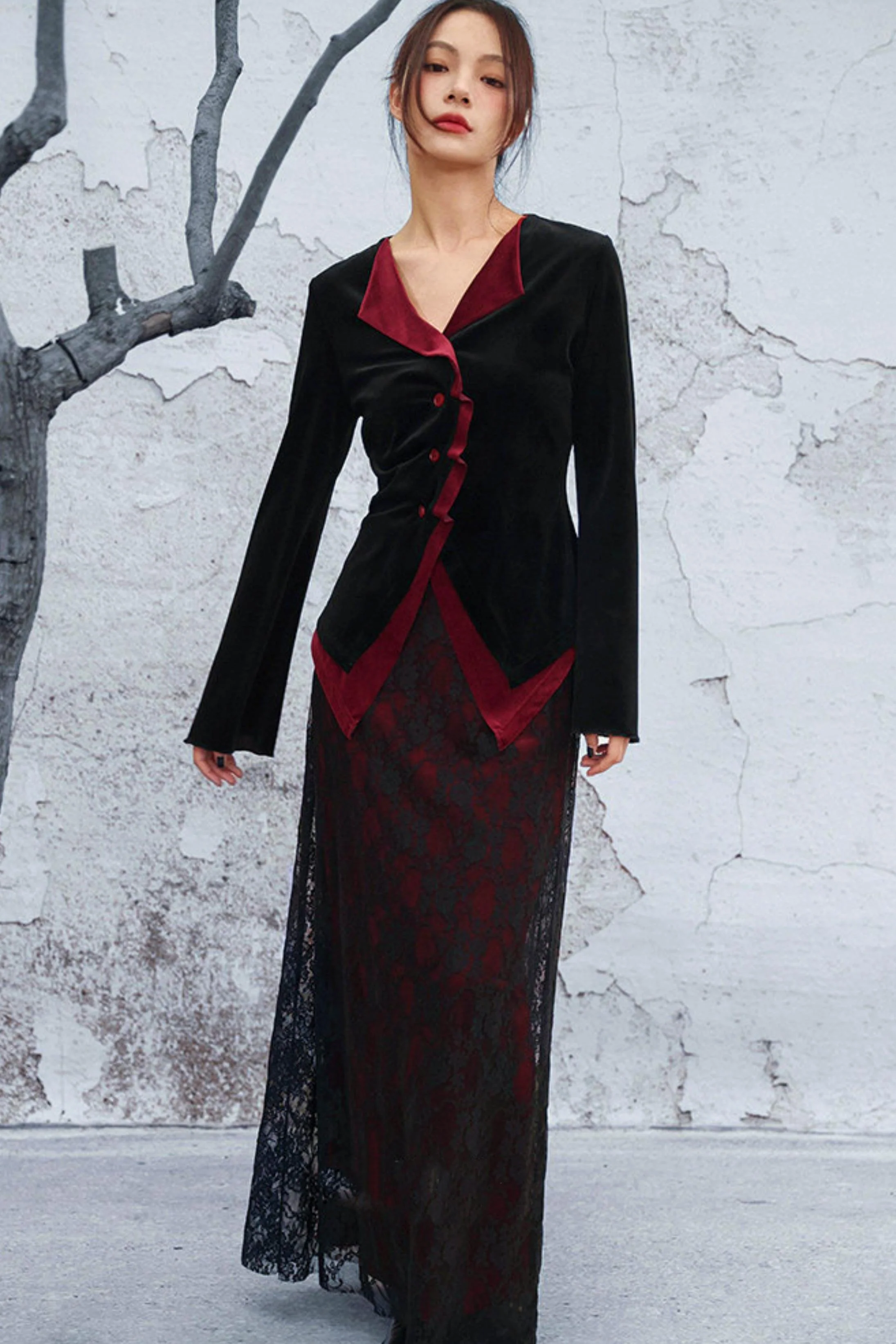 Edgy Retro Lace Skirt - Image 3