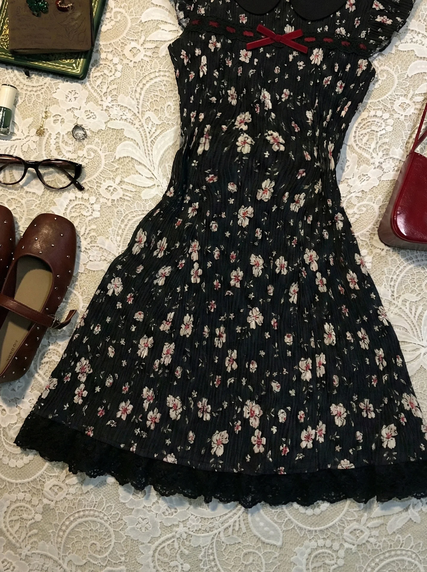 retro black floral dress - Image 4