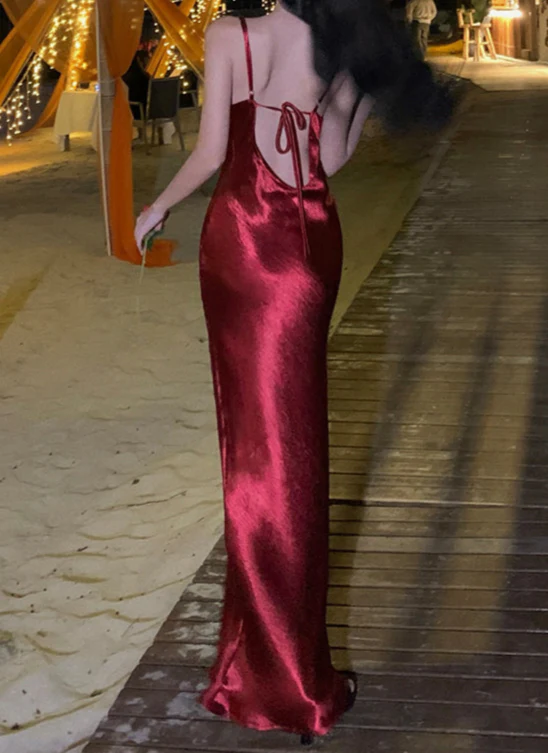Retro Burgundy Prom Dress - Image 4