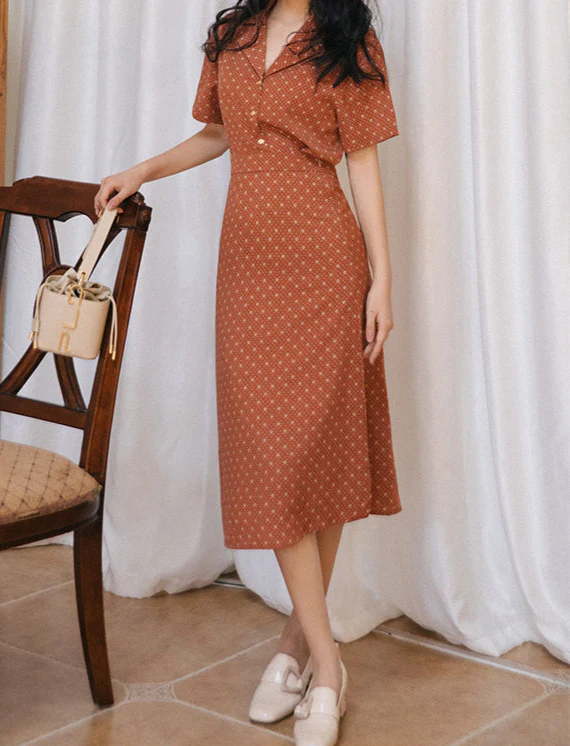 Retro Collar Short-sleeved Shirt + Skirt Suit - Image 3