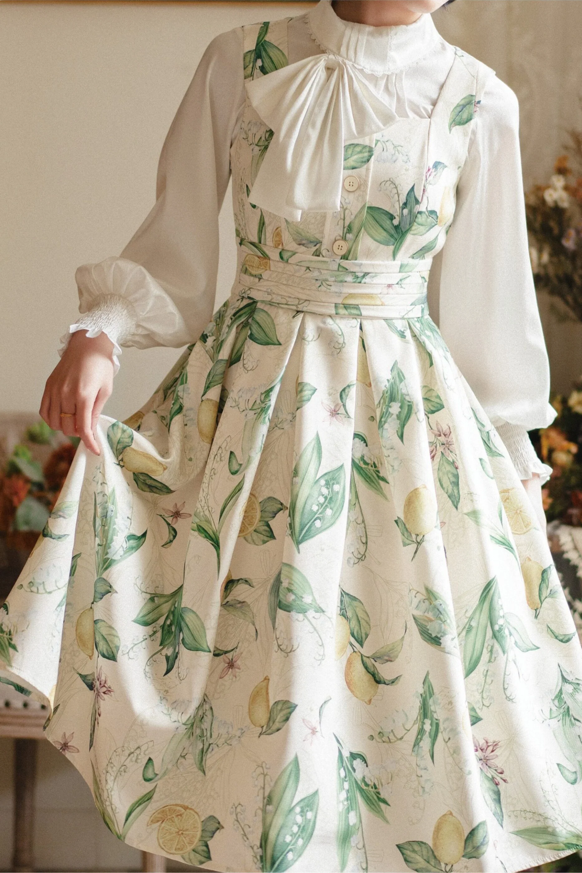 Floral Retro Sleeveless Dress + Shirt - Image 9