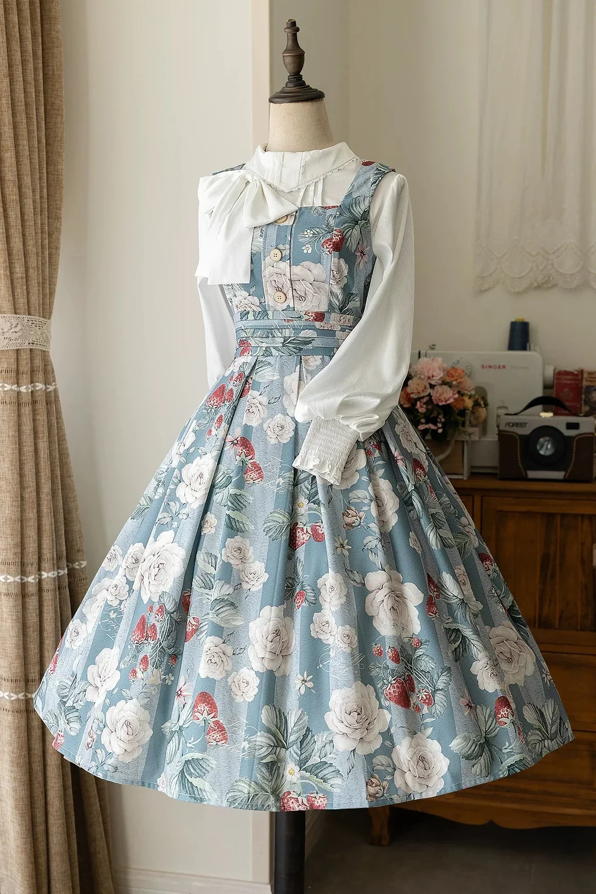 Floral Retro Sleeveless Dress + Shirt - Image 22