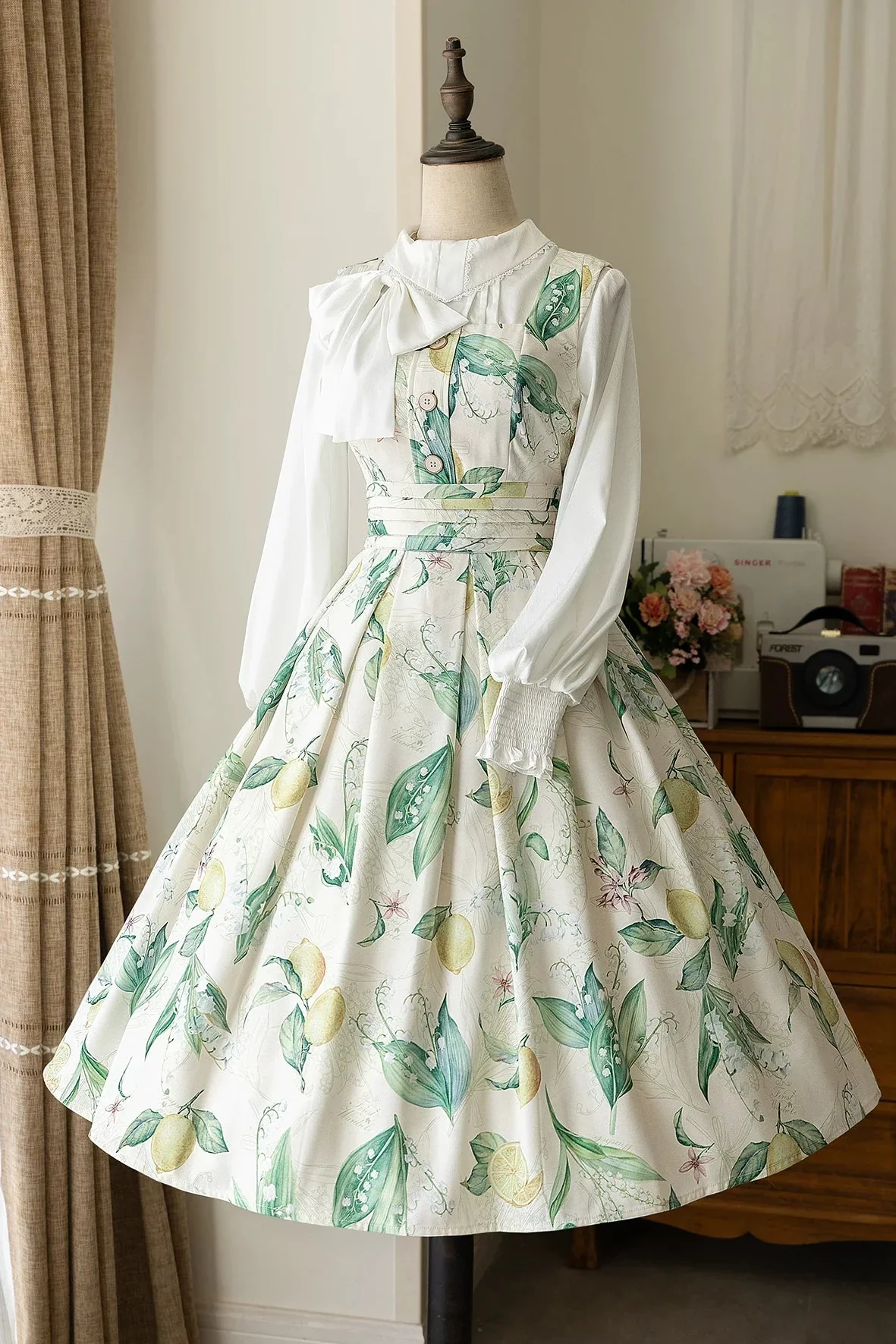 Floral Retro Sleeveless Dress + Shirt - Image 3