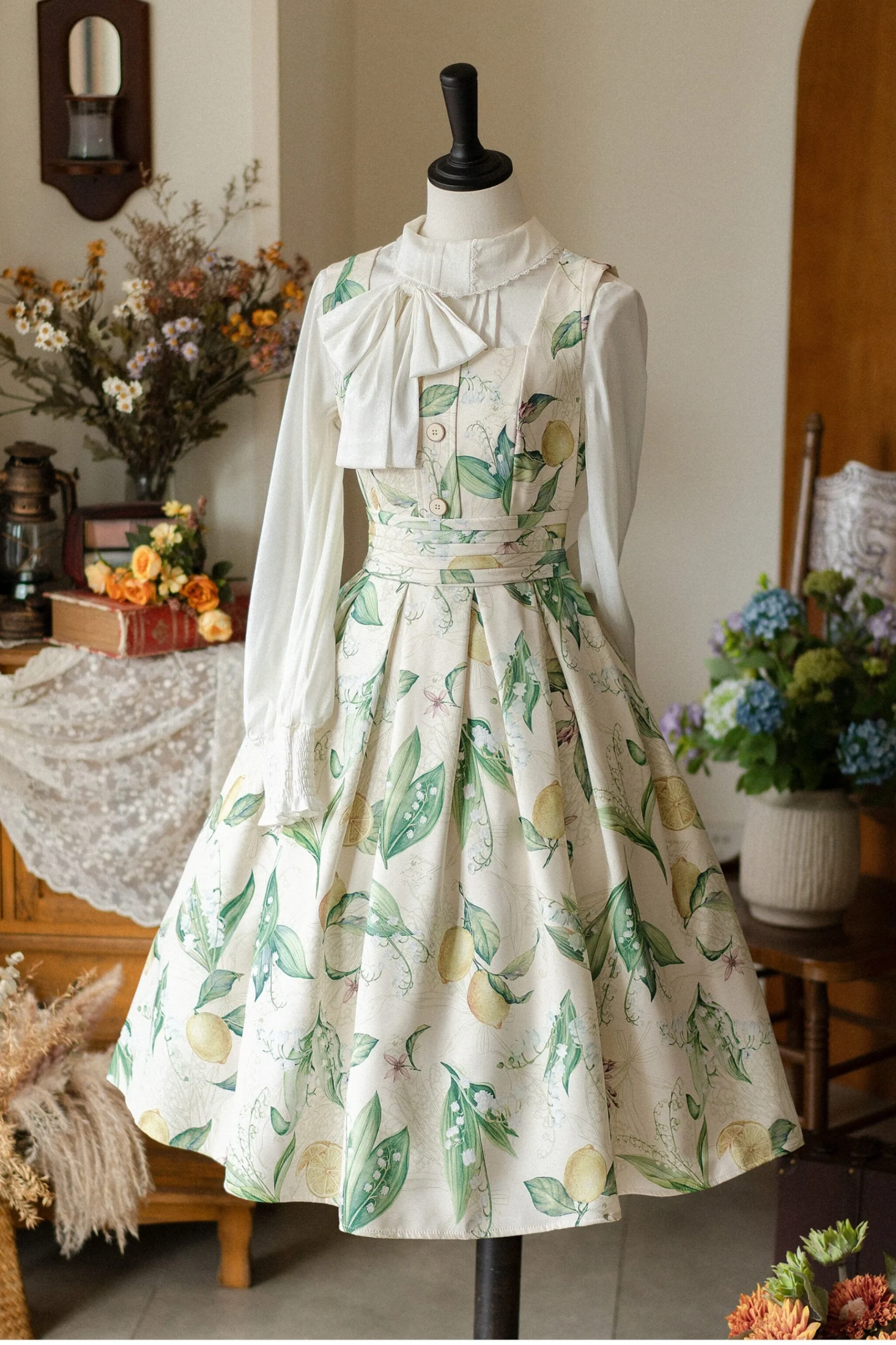Floral Retro Sleeveless Dress + Shirt - Image 6