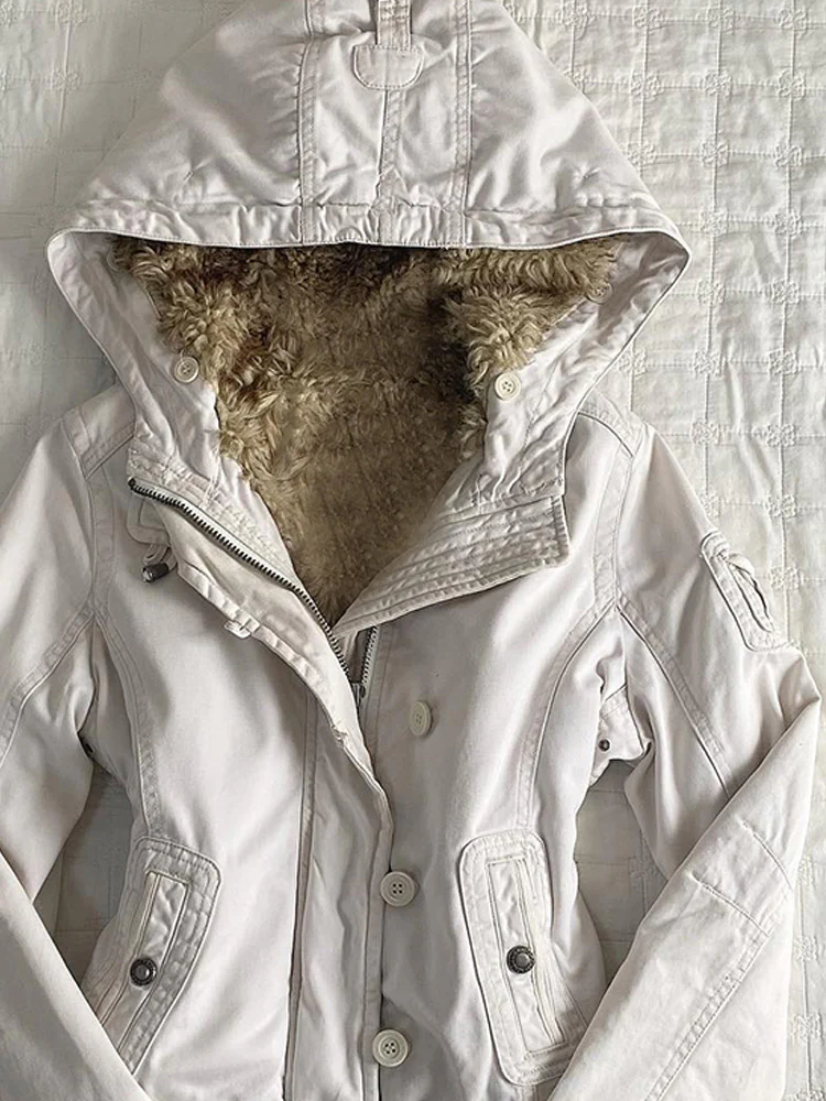 retro fur white coat - Image 2