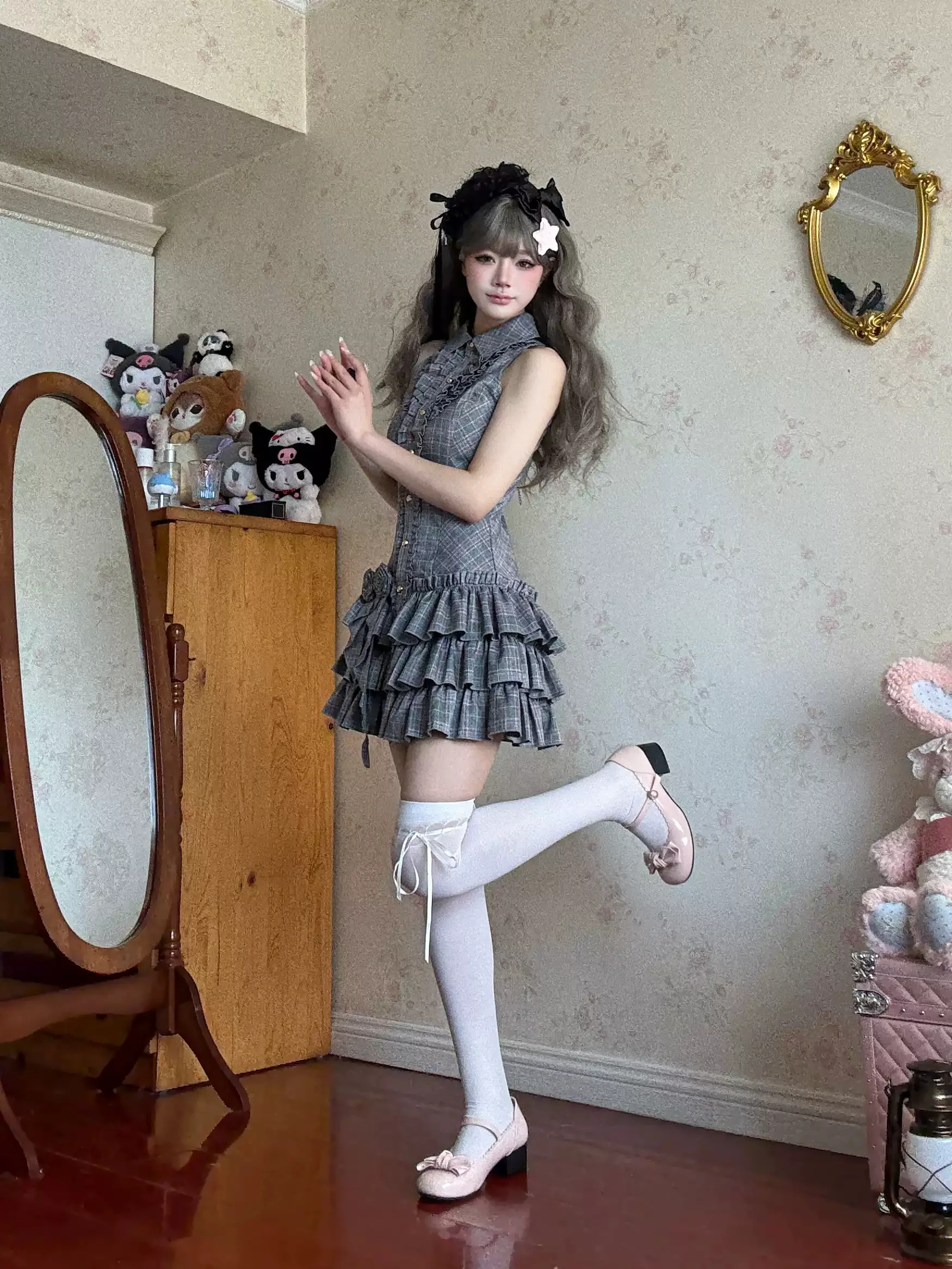 retro gray halter-neck dress - Image 3