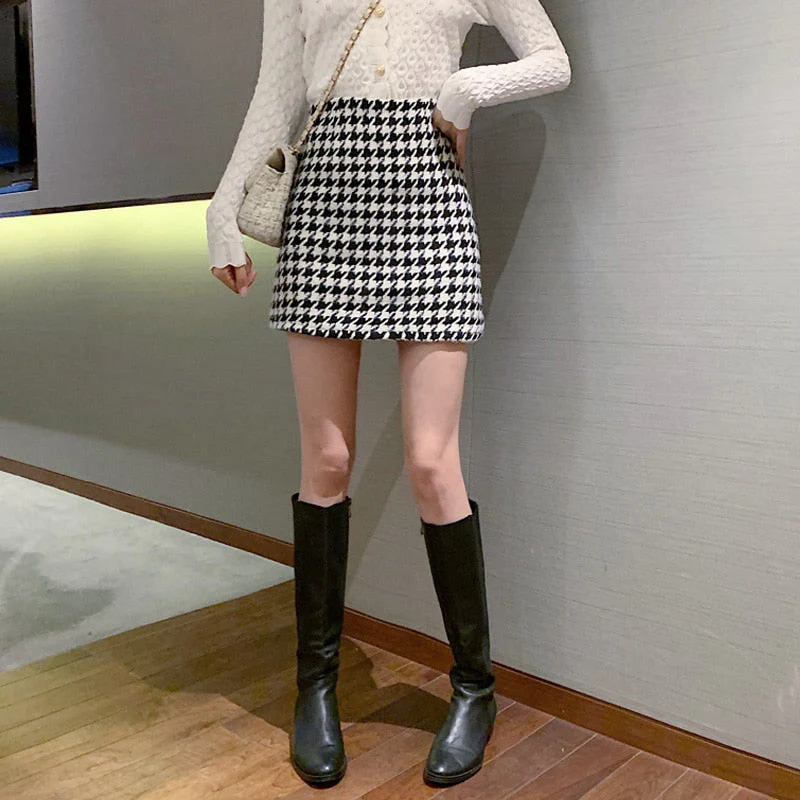 Houndstooth Woolen Black and White Plaid Skirt - Image 11