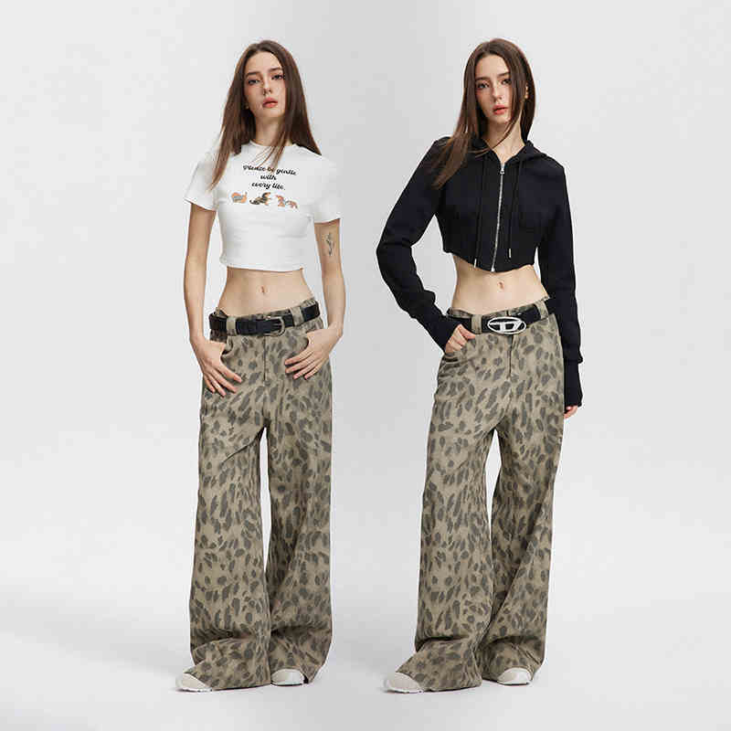 Chic Retro Leopard Wide-Leg Trousers - Image 4