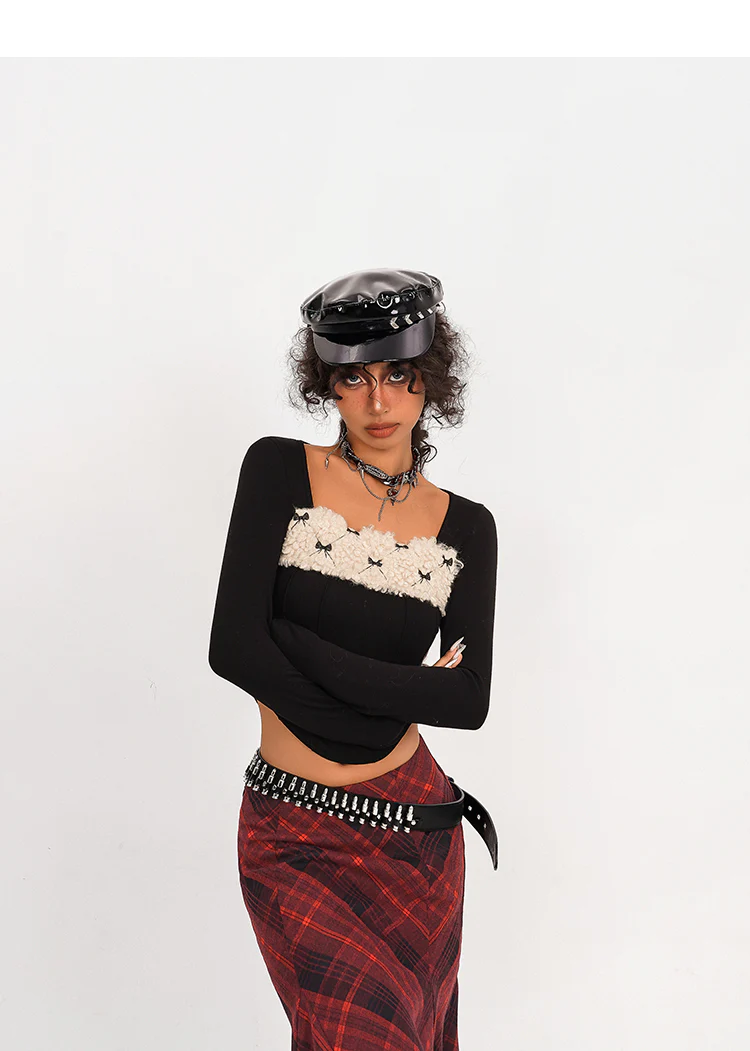 Retro Plush Black Long Sleeve Crop Top - Image 4