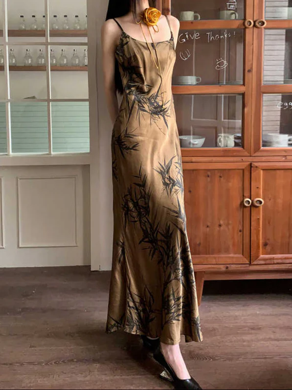Retro Printed Acetate Backless Dress - Image 8