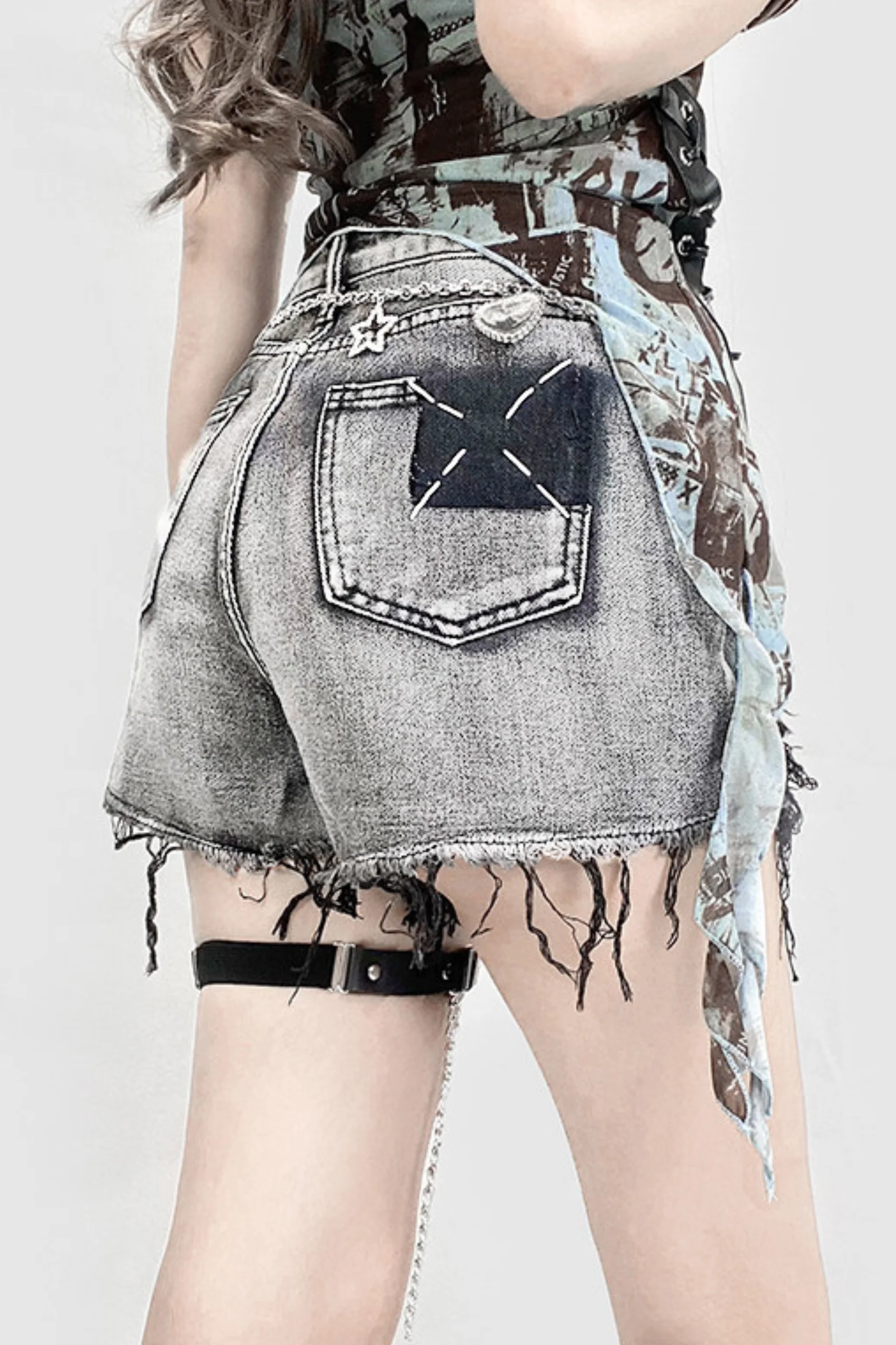 Mode Damaged Ripped Denim Pants - Image 2