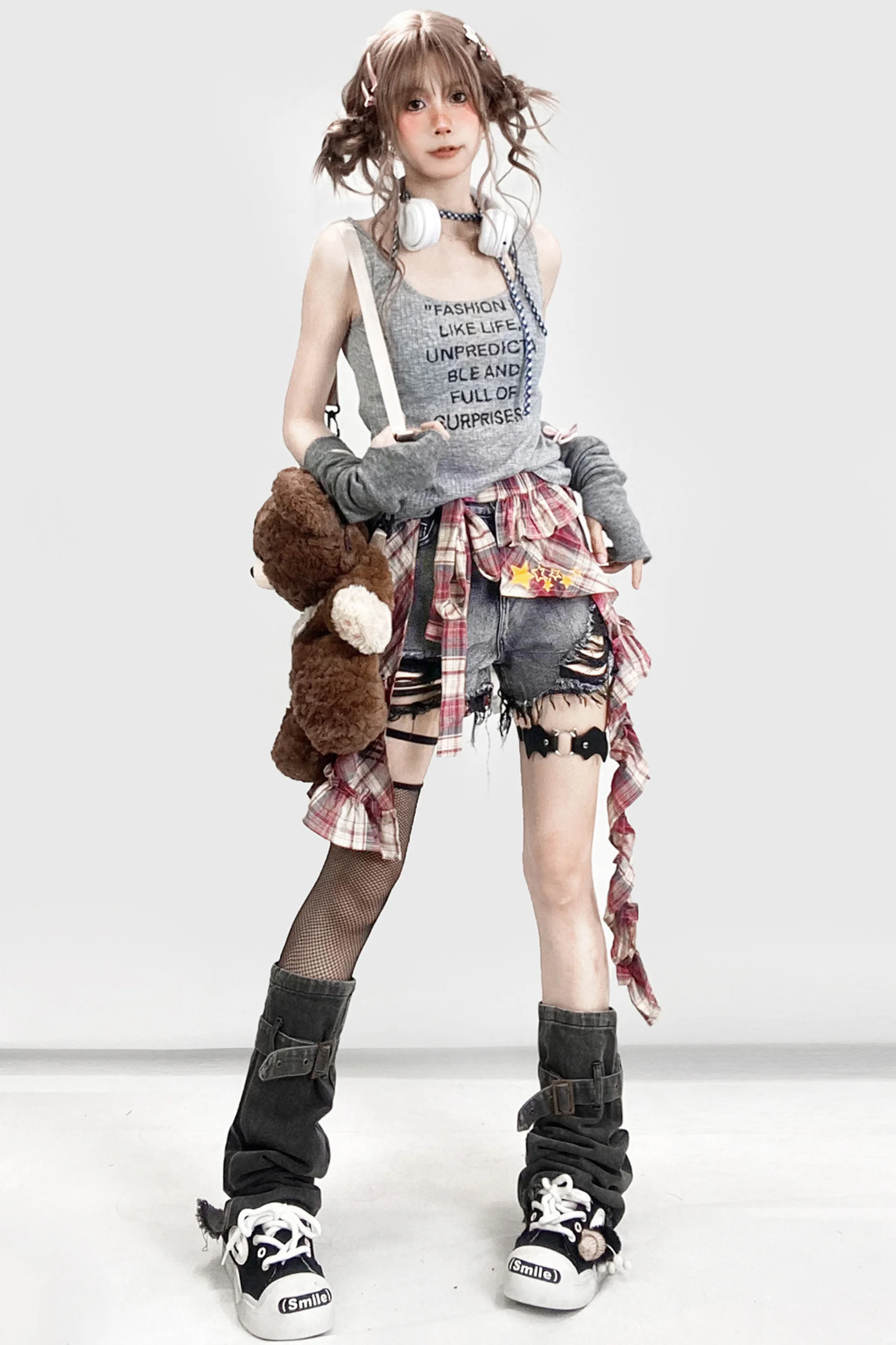 Mode Damaged Ripped Denim Pants - Image 5