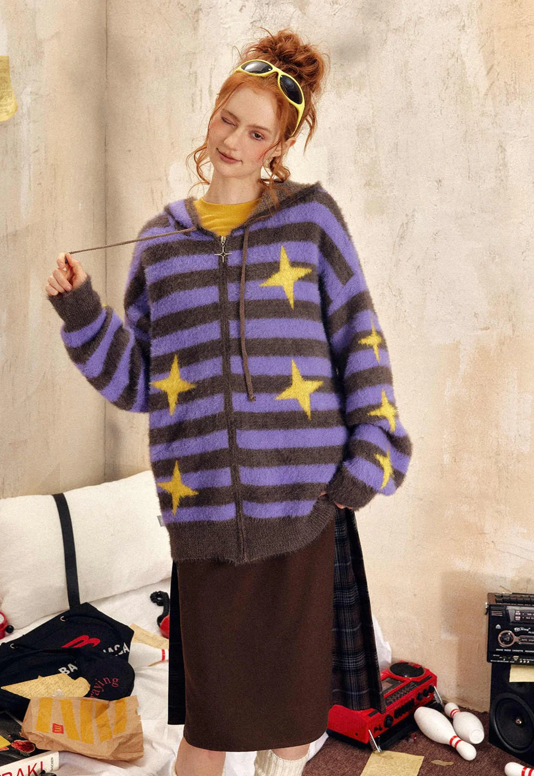 Retro Star Knitted Cardigan - Image 2
