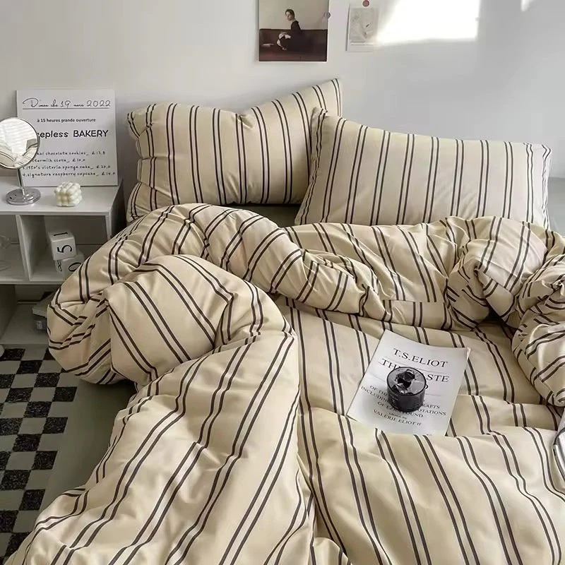 Retro Striped Bedding Set - Image 13