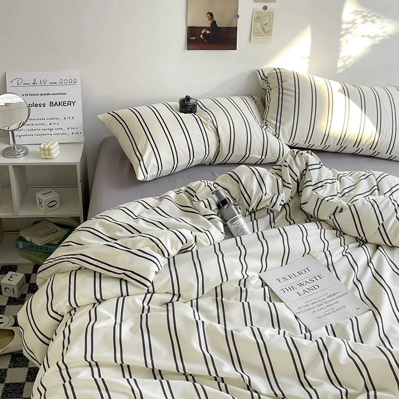 Retro Striped Bedding Set - Image 15