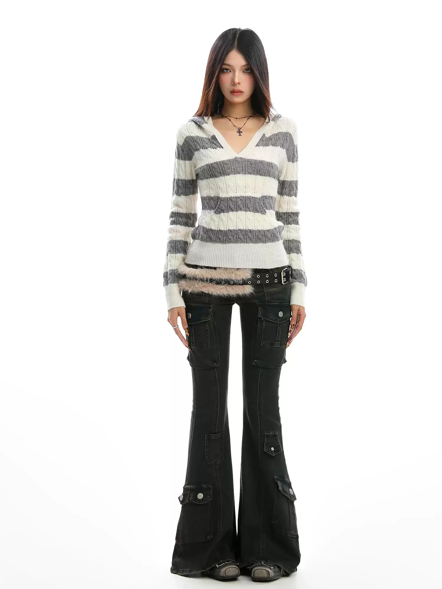 Retro Striped V-Neck Sweater - Image 2
