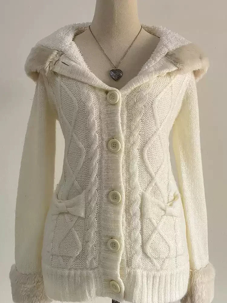 Retro White Sweater Jacket - Image 4