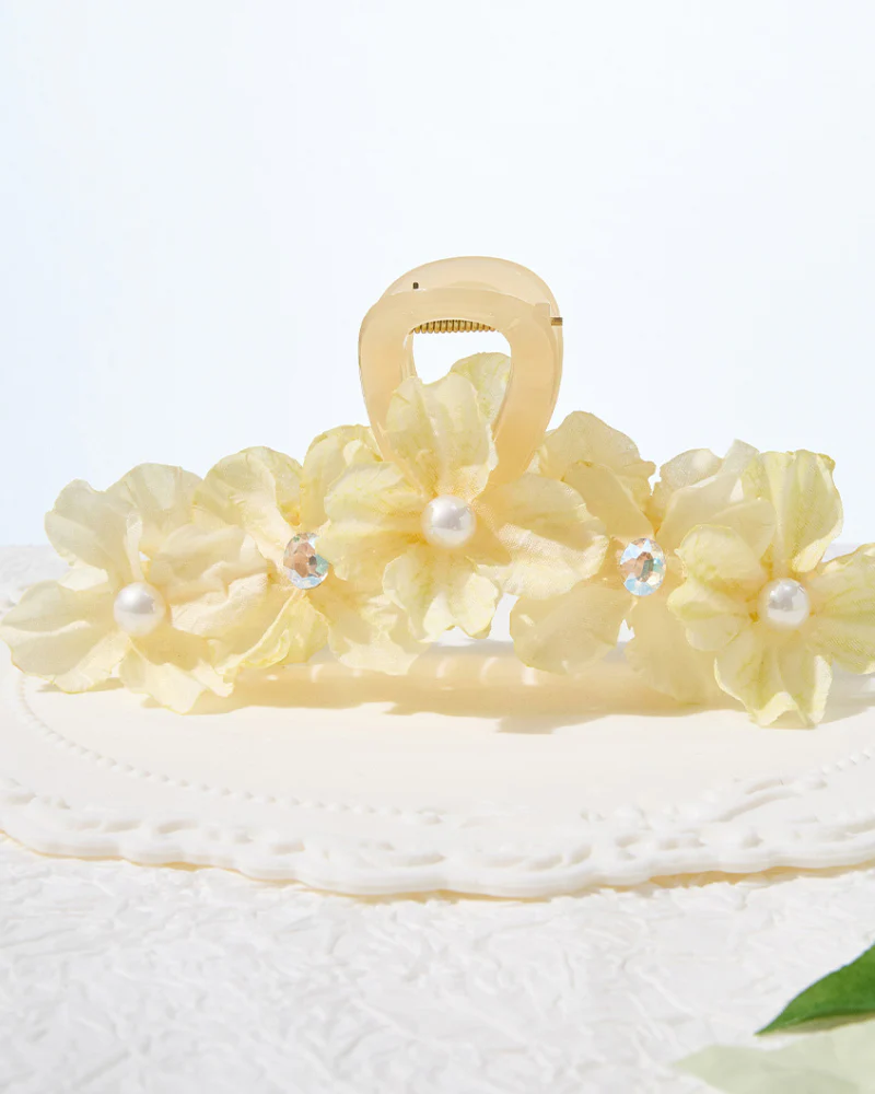 Romantic Flower Clip - Image 4