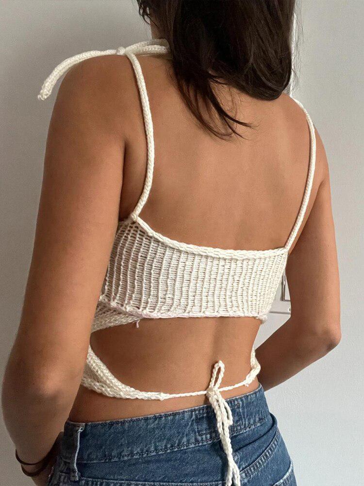 Rose Detailed Knitted White Crop Top - Image 3