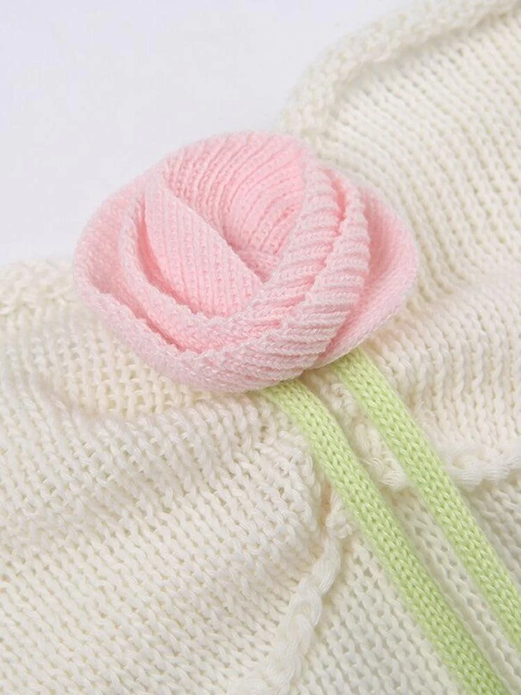 Rose Detailed Knitted White Crop Top - Image 4