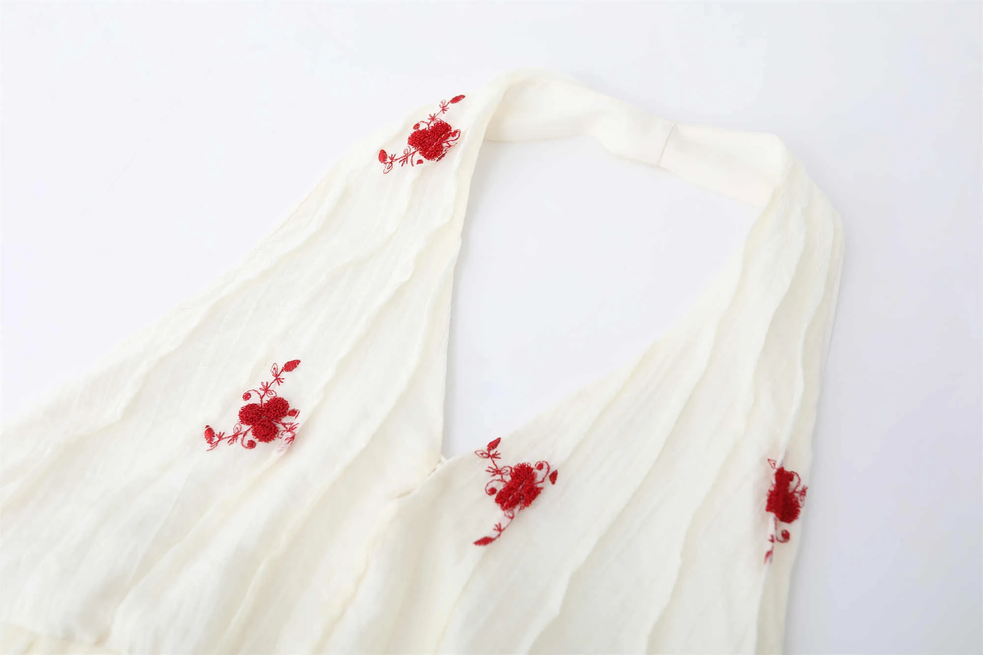 Rose Halter Neck Floral Dress - Image 2