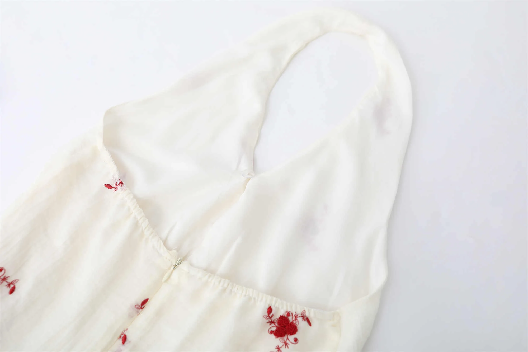 Rose Halter Neck Floral Dress - Image 4