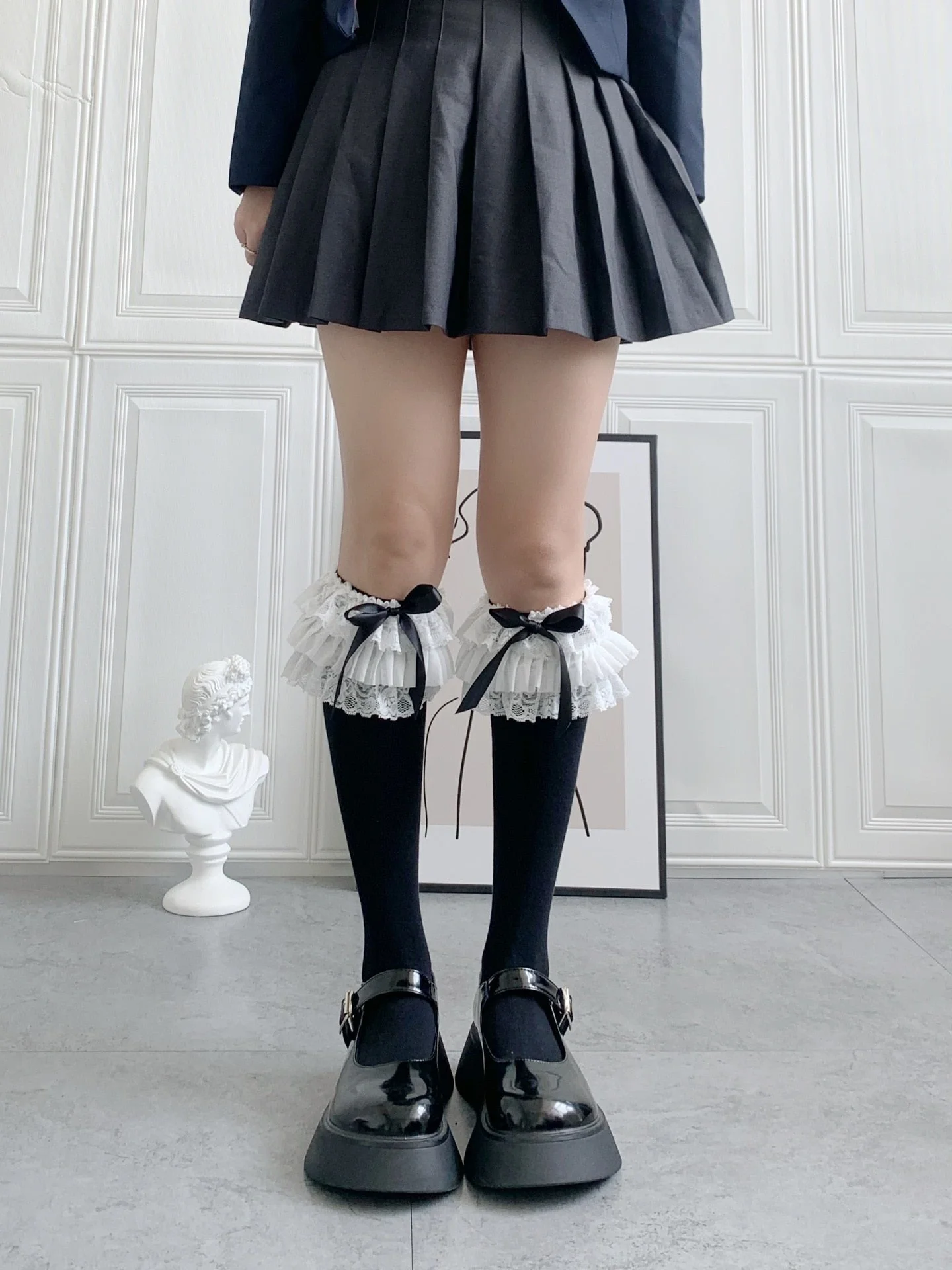 Ruffled Knee Socks - Image 10