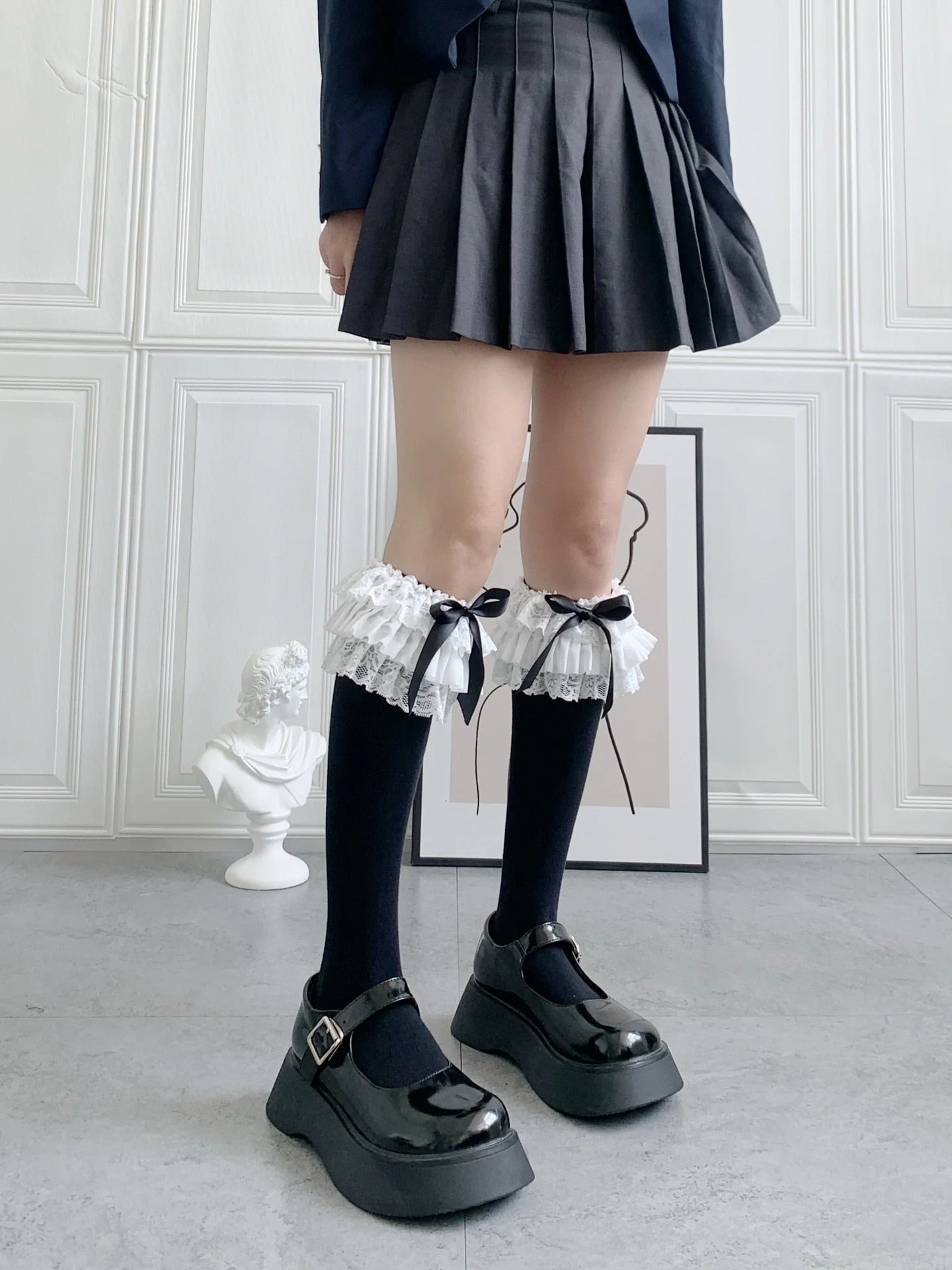 Ruffled Knee Socks - Image 12