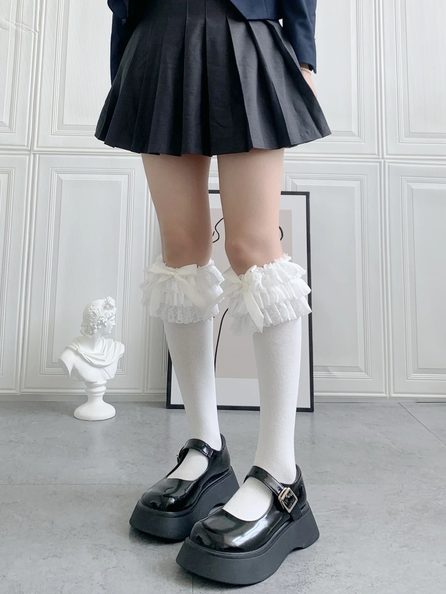 Ruffled Knee Socks - Image 17