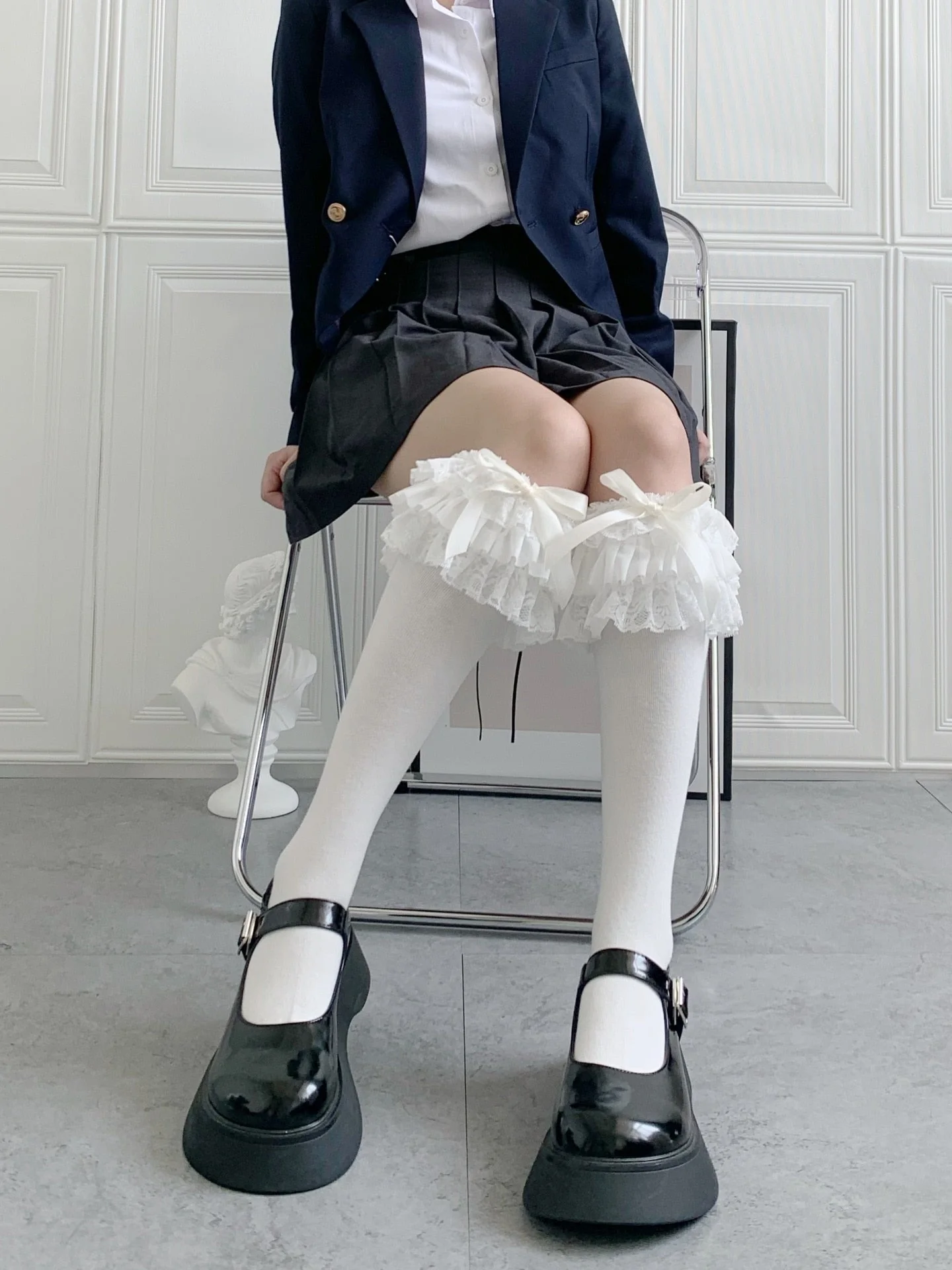 Ruffled Knee Socks - Image 18